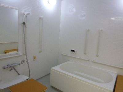 浴室(ユニットバス）